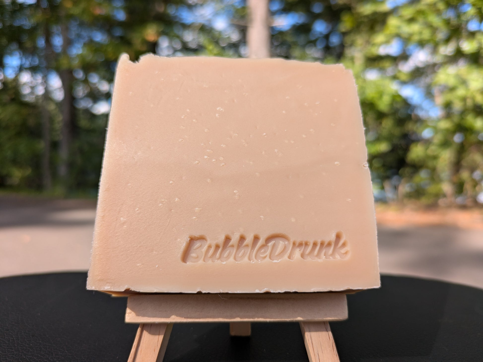 A natural-colored handmade bar of soap that is Apple Cider scented. The Williamson was made from 100% organic oils.